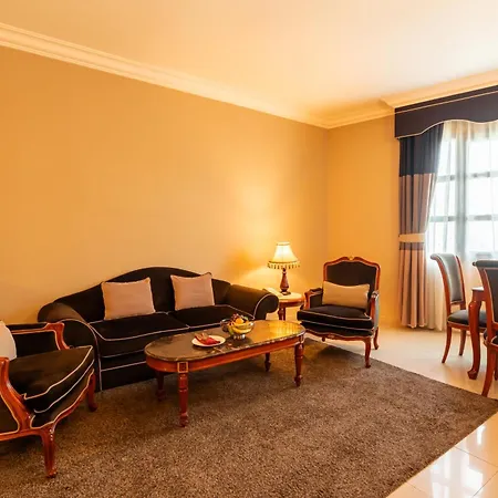 Royal Ascot Hotel-2