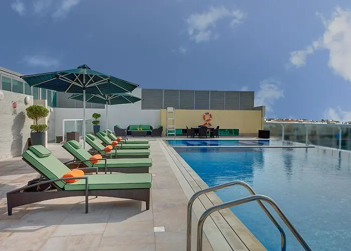 Hotel com jacuzzi: Al Khoory Atrium