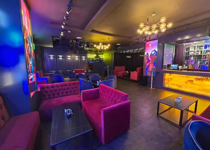 Hotel con piscina: Gulf Inn Hotel Al Nasr Formerly Roda Links Al Nasr