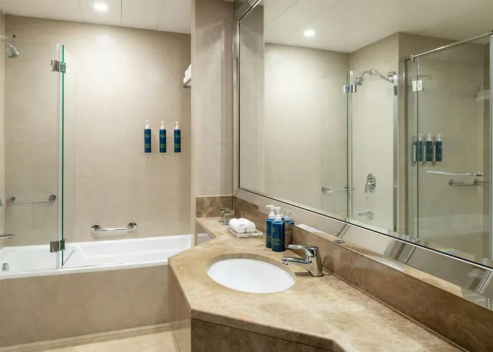 Hotel familiar: Four Points By Sheraton Sheikh Zayed Road