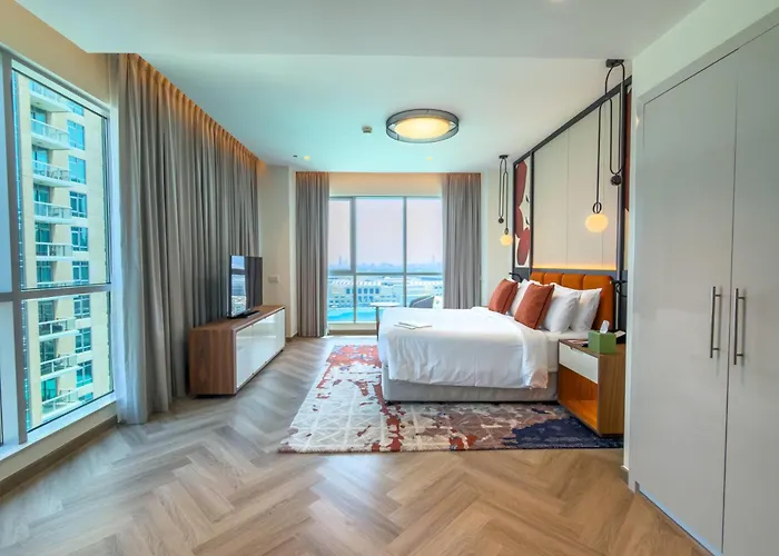 Ramada By Wyndham Downtown